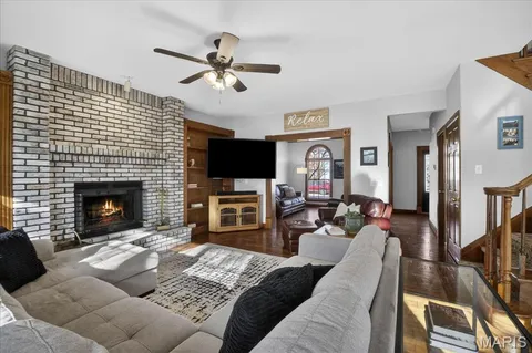 $495,000 | 609 Wyatt Drive, St. Peters, MO 63376