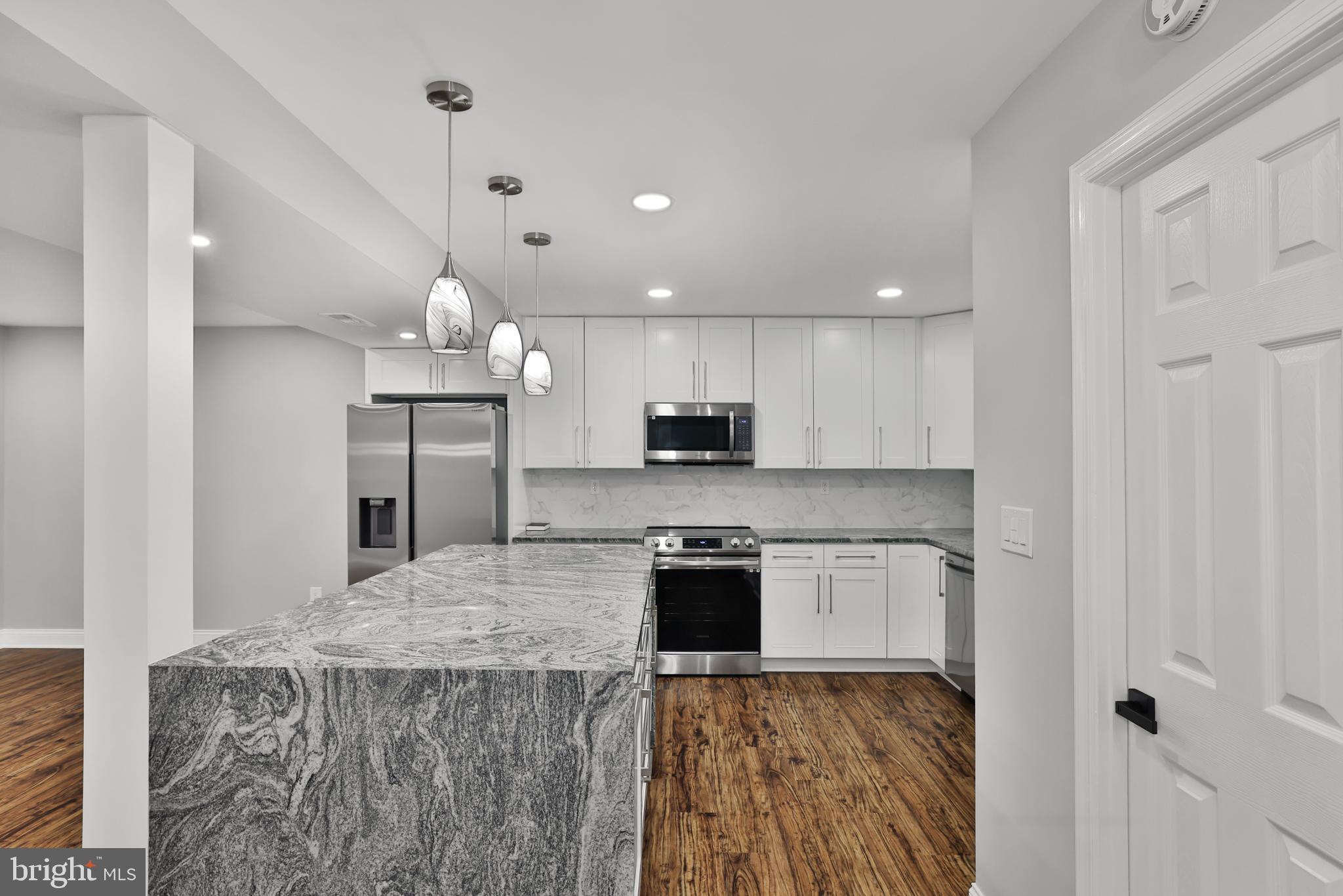 4402 Emden Street Silver Spring, MD 20906 - Photo 7 of 31