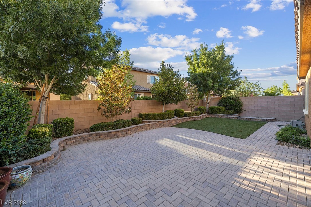 2577 Sable Ridge Street Henderson, NV 89044 - Photo 4 of 43 Gallery Image 4