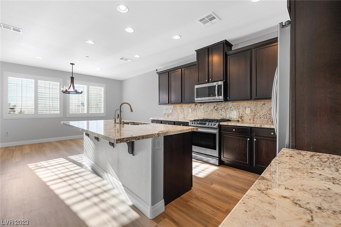 2577 Sable Ridge Street Henderson, NV 89044 - Photo 10 of 43 Gallery Image 10