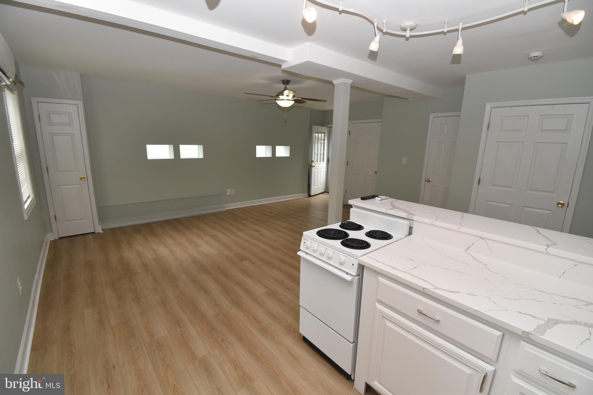 2901 Meadow View Road Falls Church, VA 22042 - Photo 38 of 43 GQ kitchen