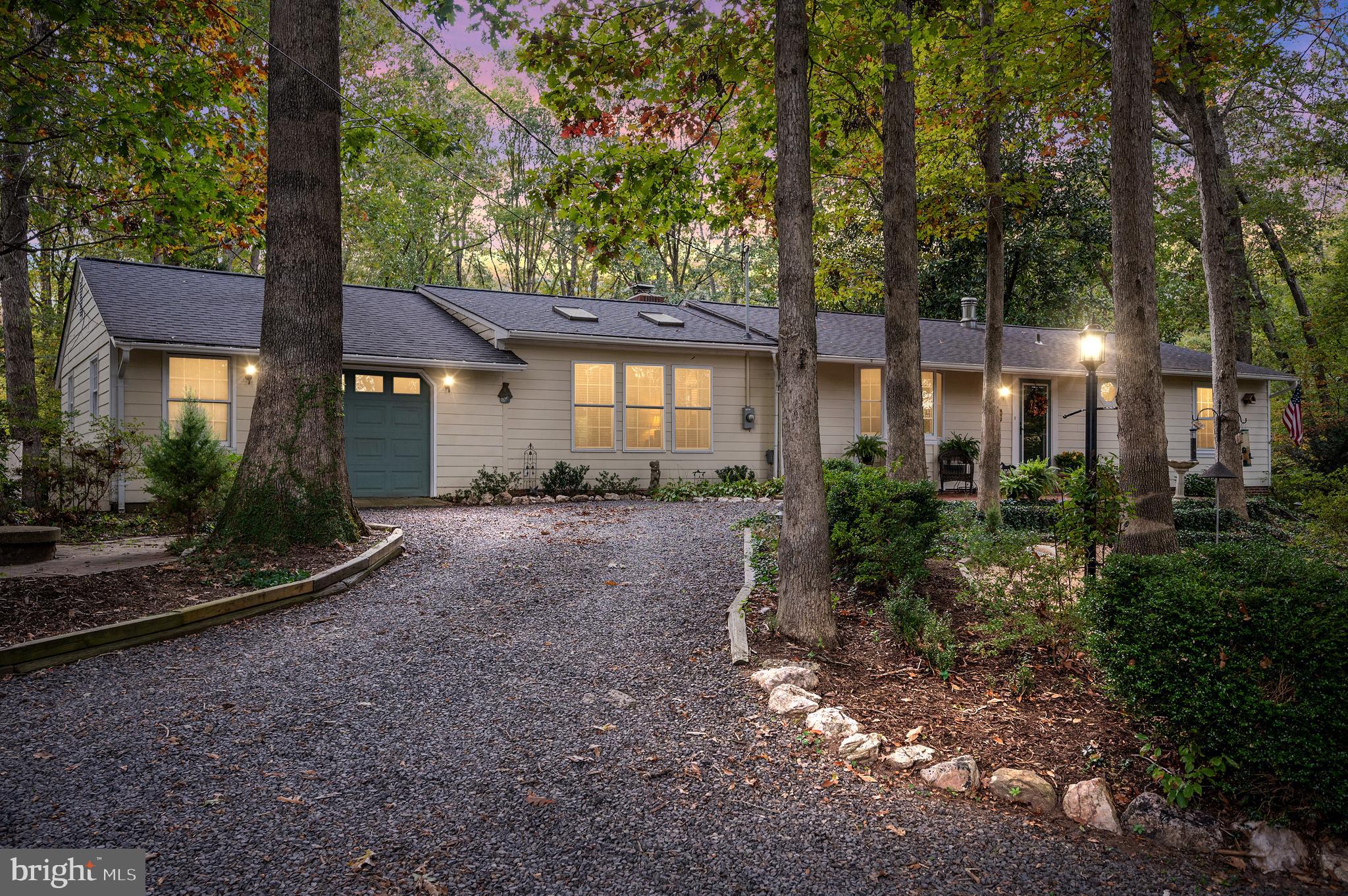 6218 Colchester Road Fairfax, VA 22030 - Photo 2 of 52 Gallery Image 2