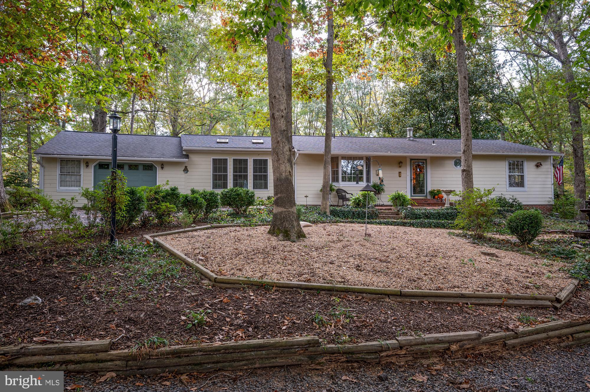 6218 Colchester Road Fairfax, VA 22030 - Photo 3 of 52 Gallery Image 3