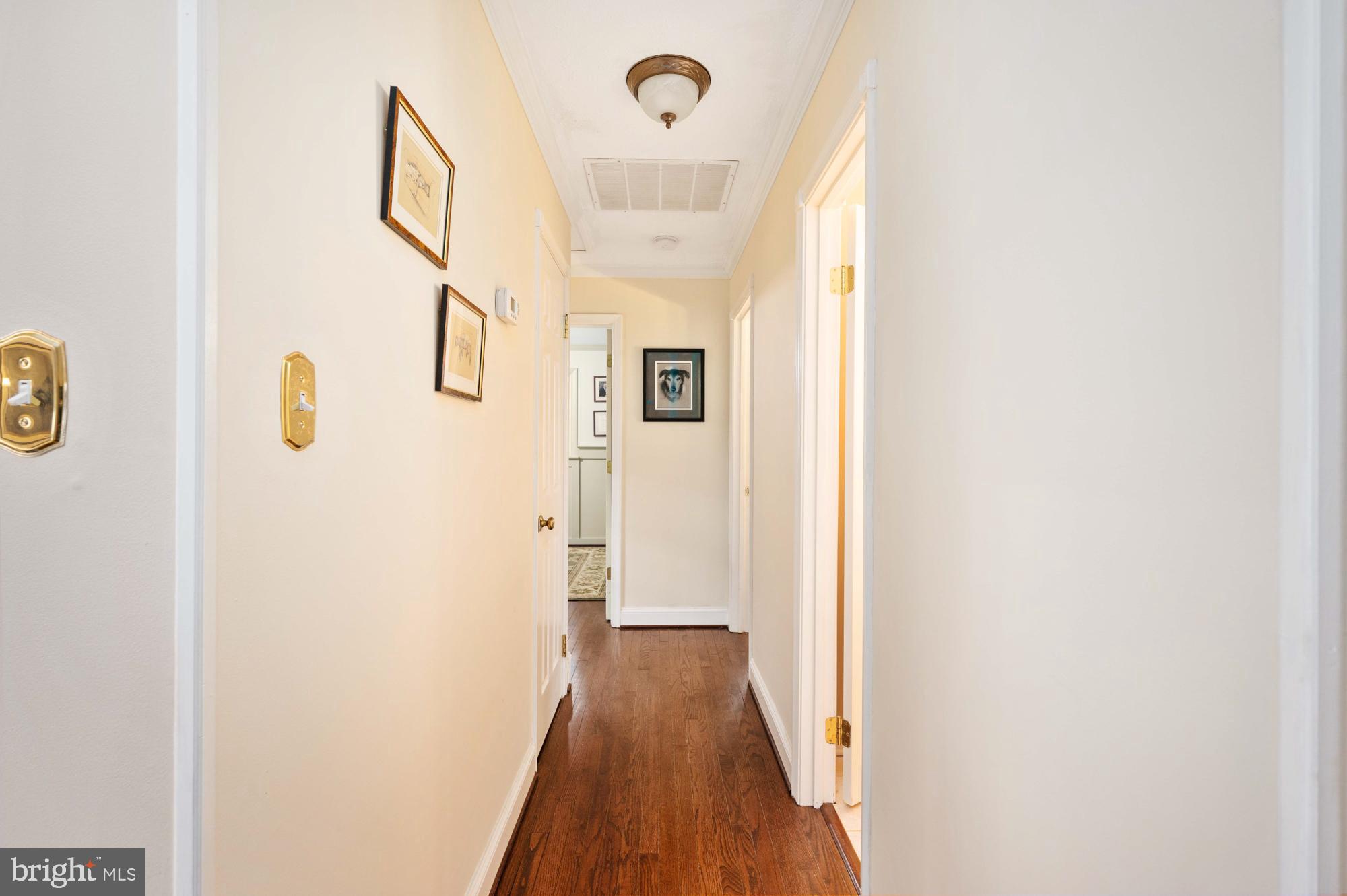 6218 Colchester Road Fairfax, VA 22030 - Photo 25 of 52 Gallery Image 25