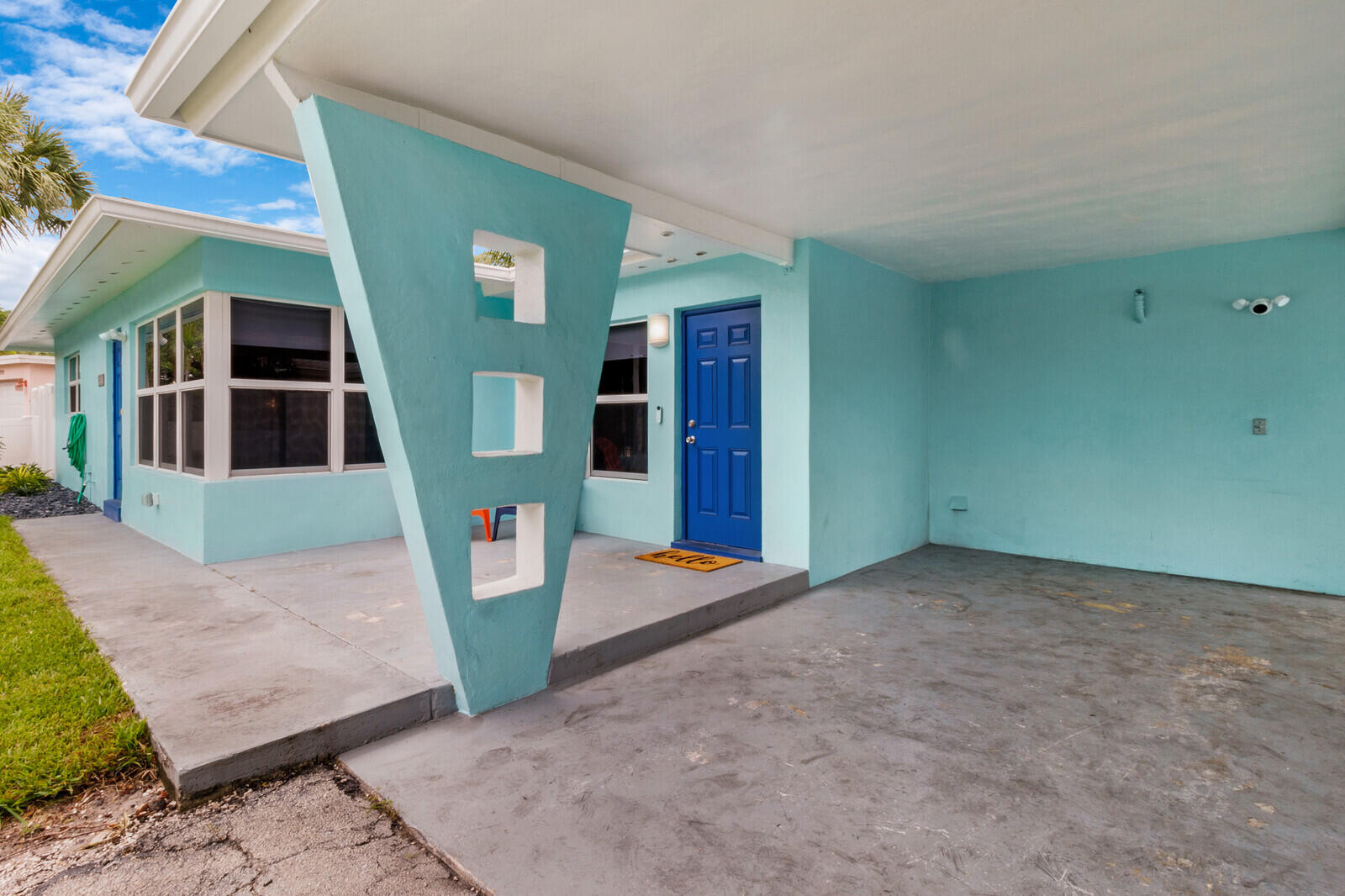 2101 Northeast 4th Way Boca Raton, FL 33431 - Photo 5 of 38 27_HD2101_ne_4th_way27_mls