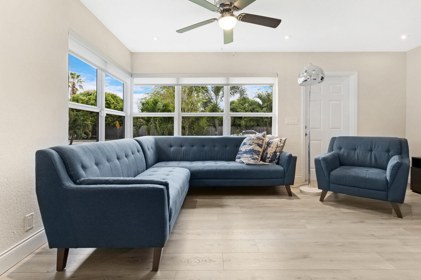 2101 Northeast 4th Way Boca Raton, FL 33431 - Photo 10 of 38 07_HD2101_ne_4th_way7_mls