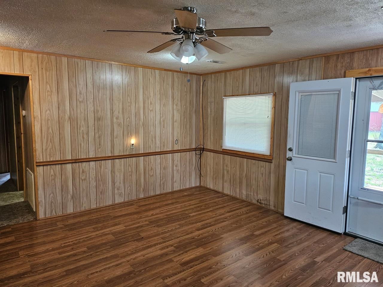 13973 Halliday Road Shipman, IL 62685 - Photo 26 of 66