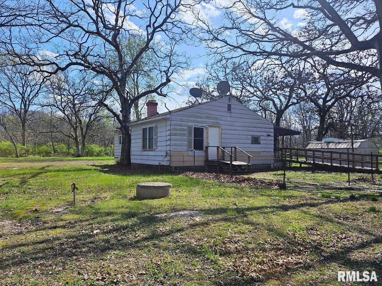 13973 Halliday Road Shipman, IL 62685 - Photo 4 of 66