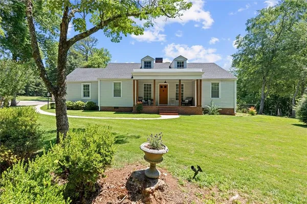 $499,999 | 2014 South 16th Highway South, Carrollton, GA 30116