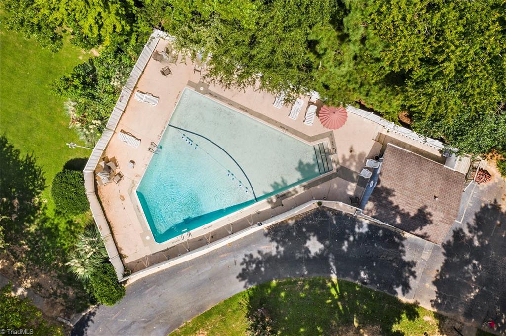 2202 Huntington Road, Unit D2 Burlington, NC 27215 - Photo 28 of 33 Gallery Image 28