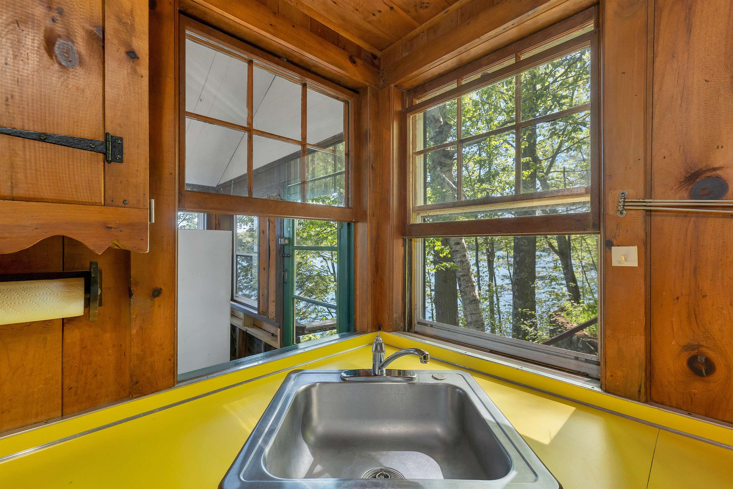 72 South Shore Road New Durham, NH 03855 - Photo 13 of 45