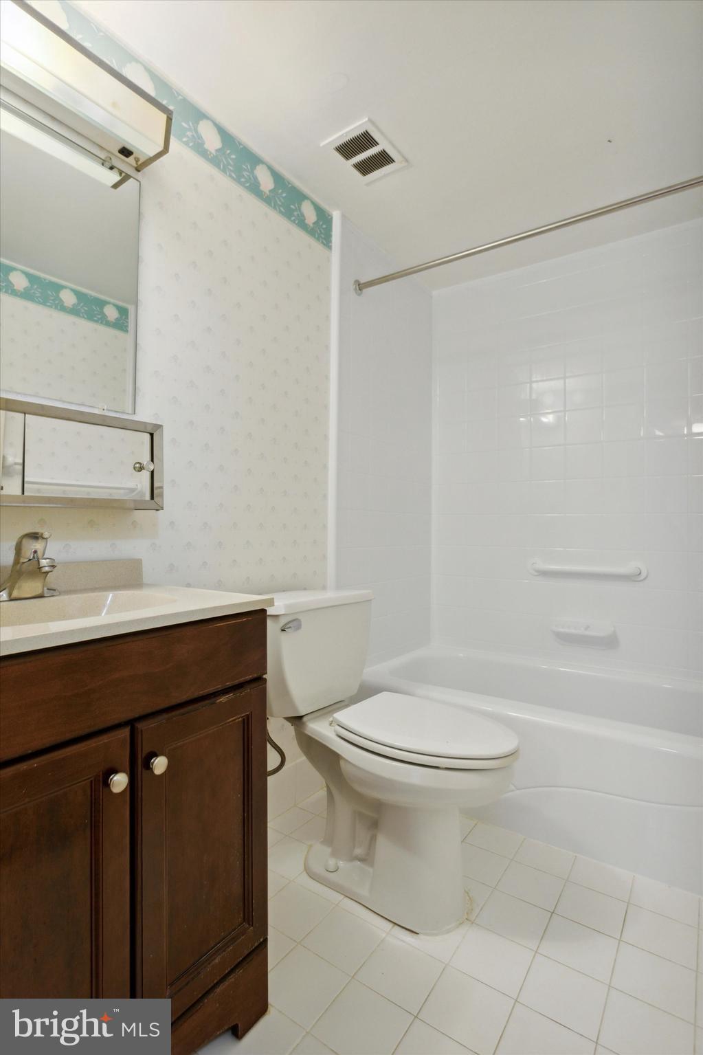 501 North Providence Road, Unit 201 Media, PA 19063 - Photo 9 of 15 Gallery Image 9