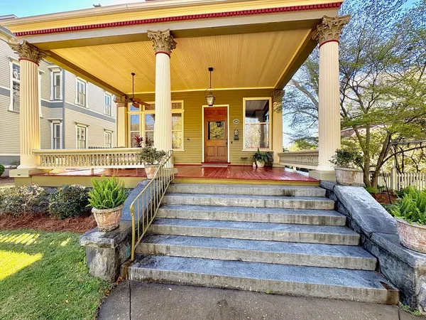 $898,000 | 731 Broadway, Columbus, GA 31901