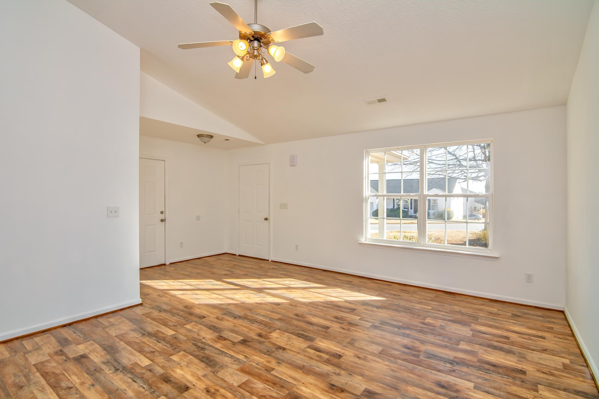 203 Galena Lane Greer, SC 29651 - Photo 2 of 36