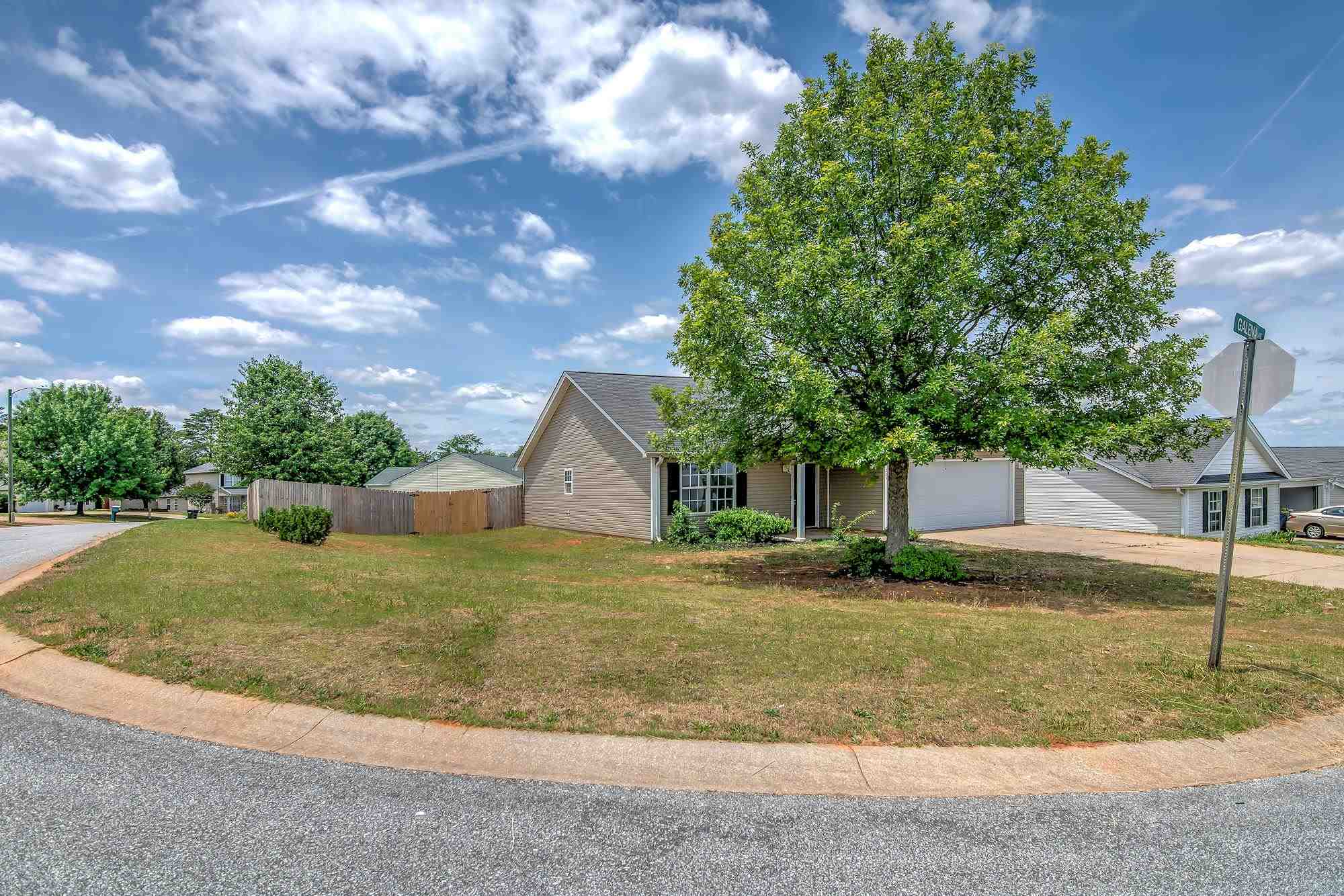 203 Galena Lane Greer, SC 29651 - Photo 6 of 36