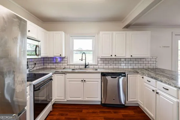 $299,000 | 386 Sandy Creek Road, Danielsville, GA 30633