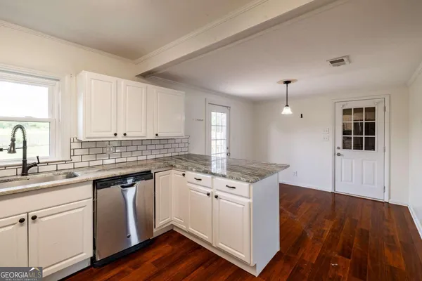 $299,000 | 386 Sandy Creek Road, Danielsville, GA 30633