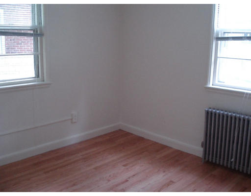 51 Newman Road, Unit 511 Malden, MA 02148 - Photo 3 of 4