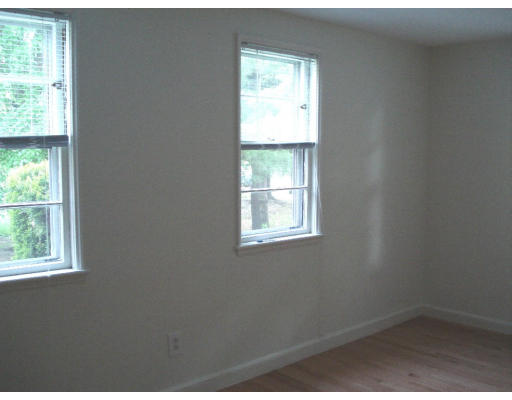 51 Newman Road, Unit 511 Malden, MA 02148 - Photo 4 of 4
