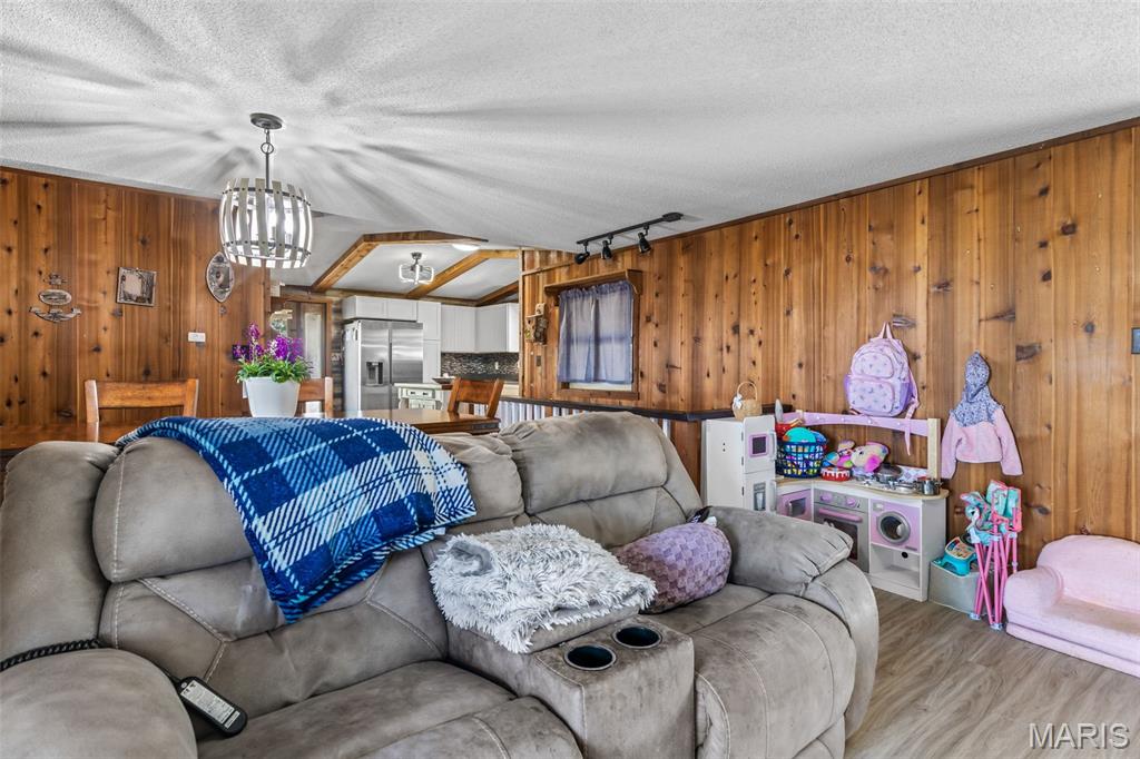 12554 Hill Road Ste. Genevieve, MO 63670 - Photo 5 of 45