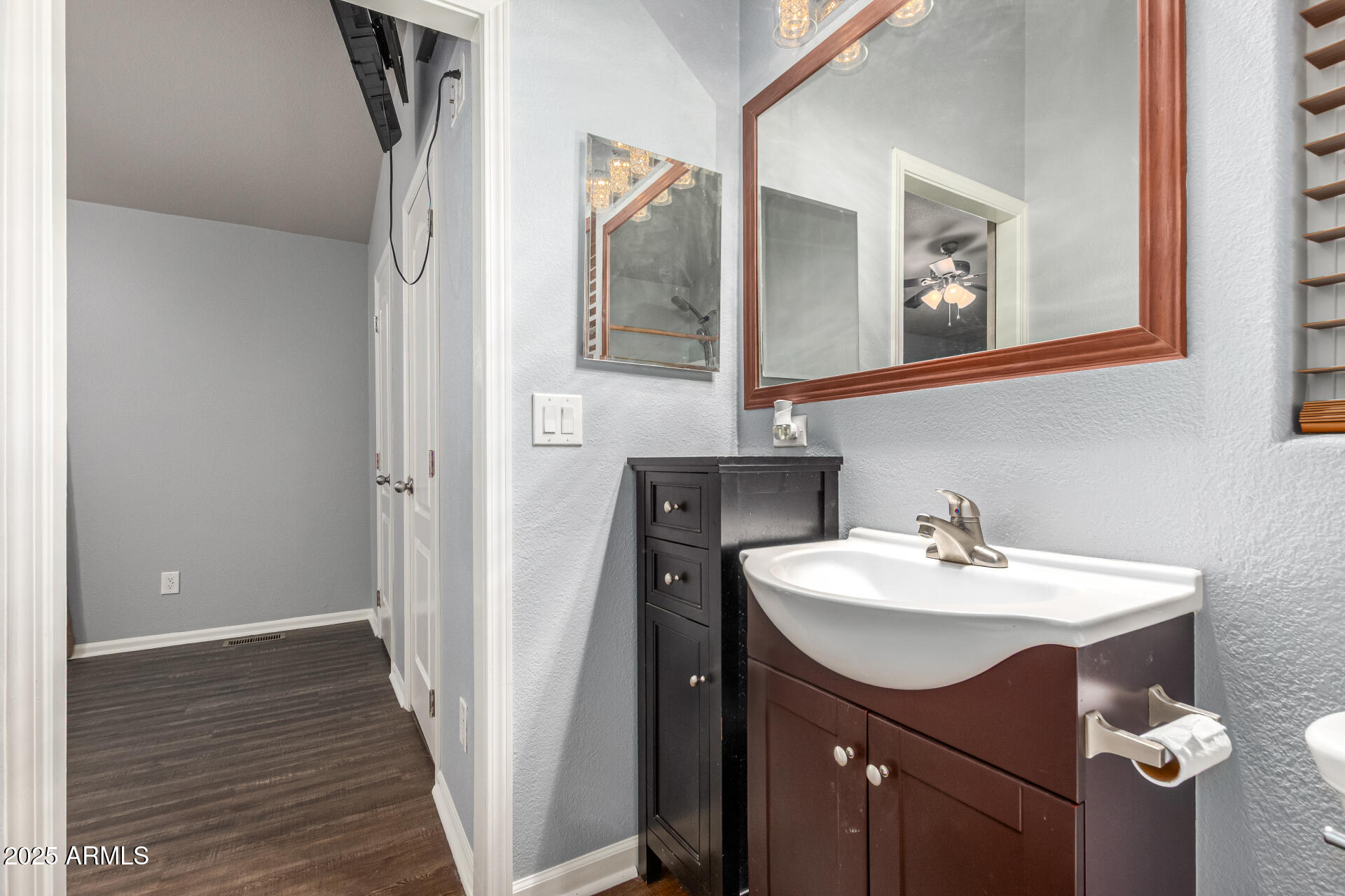 2605 South Tomahawk Road, Unit 120 Apache Junction, AZ 85119 - Photo 20 of 31 18-Tomahawk