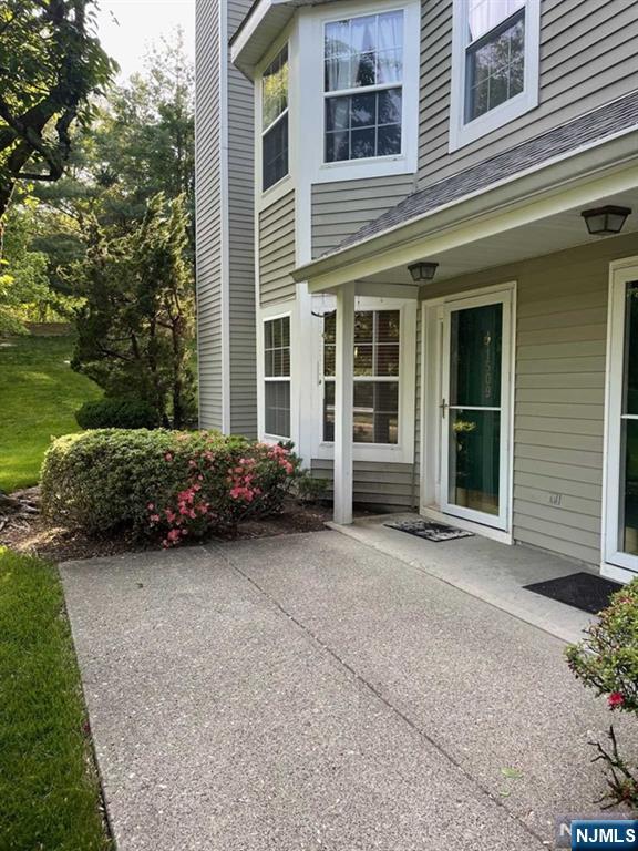 1509 Cornwall Road Mahwah, NJ 07430 - Photo 4 of 13