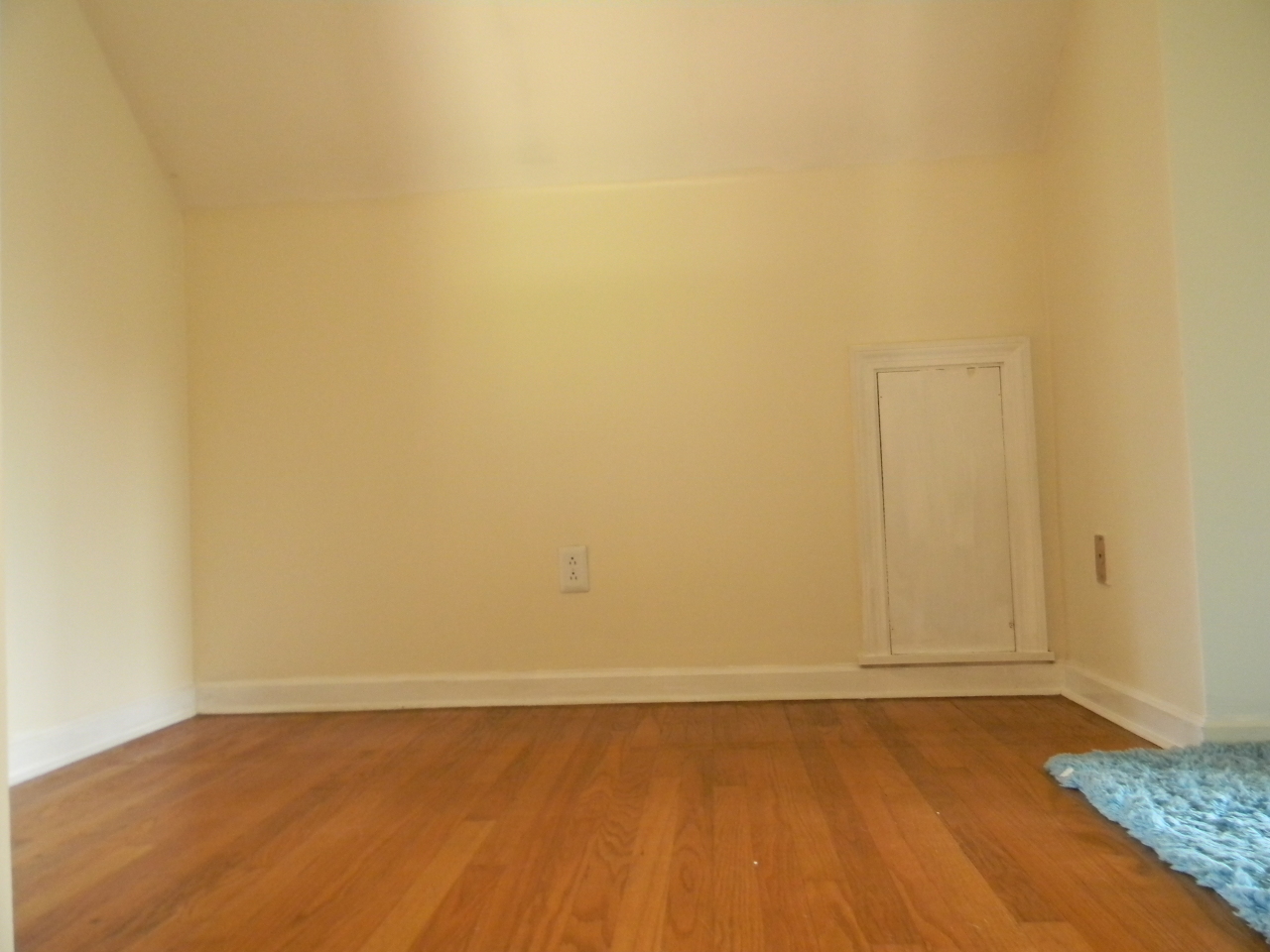 10 Ridge Avenue Pittsfield, MA 01201 - Photo 10 of 21 Upstairs Hallway