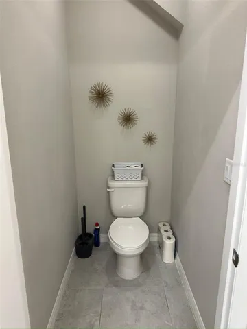 $4,150 | 33805 Astoria Circle, Wesley Chapel, FL 33545