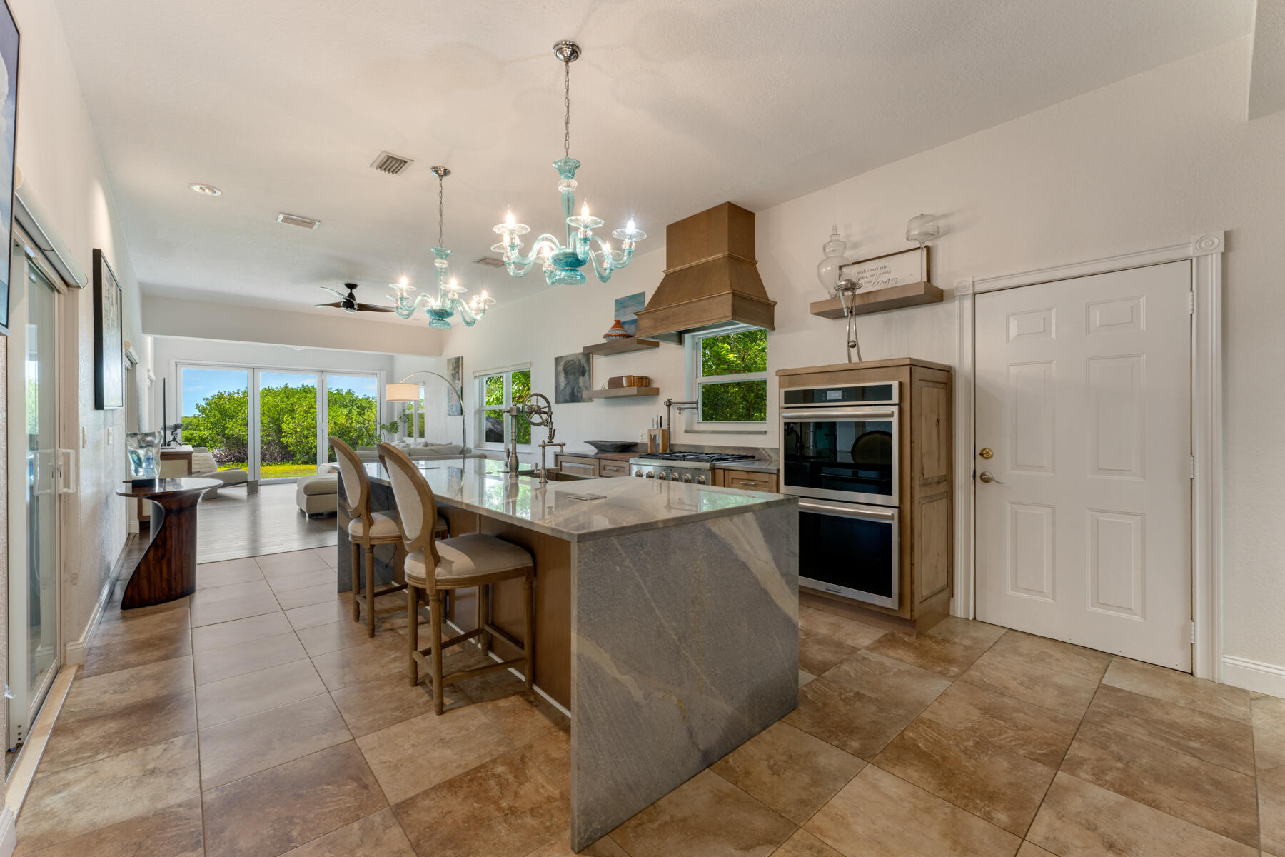 120 Coco Plum Road South, Unit S Key Largo, FL 33037 - Photo 7 of 46 Chef's Kitchen