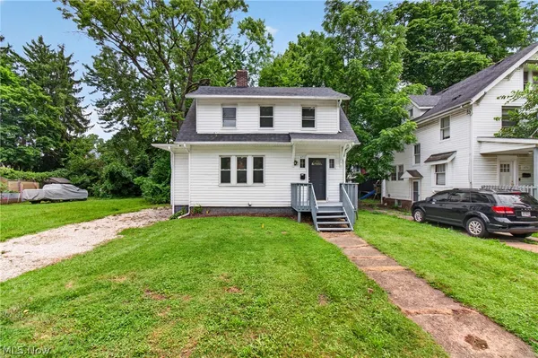 $135,000 | 471 Beechwood Drive, Akron, OH 44320