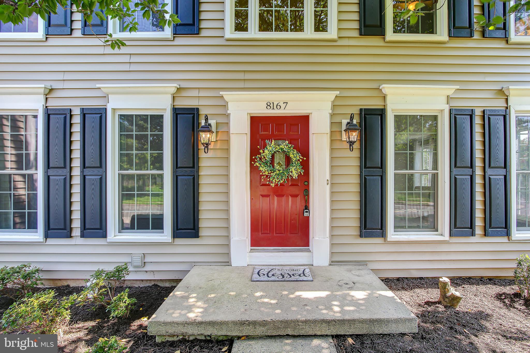 8167 Barnwood Road Manassas, VA 20110 - Photo 1 of 50 Welcome to 8167 Barnwood Rd. Cul-de-Sac, Low HOA