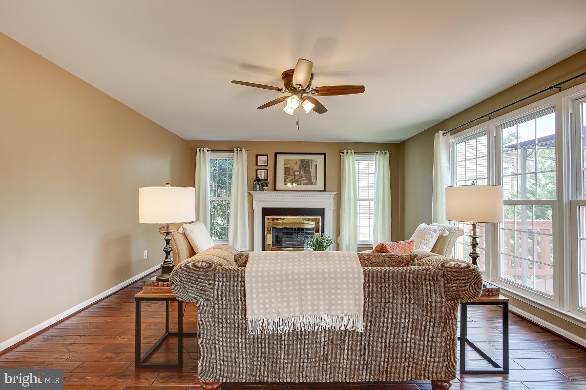 8167 Barnwood Road Manassas, VA 20110 - Photo 15 of 50 New Wood Floor