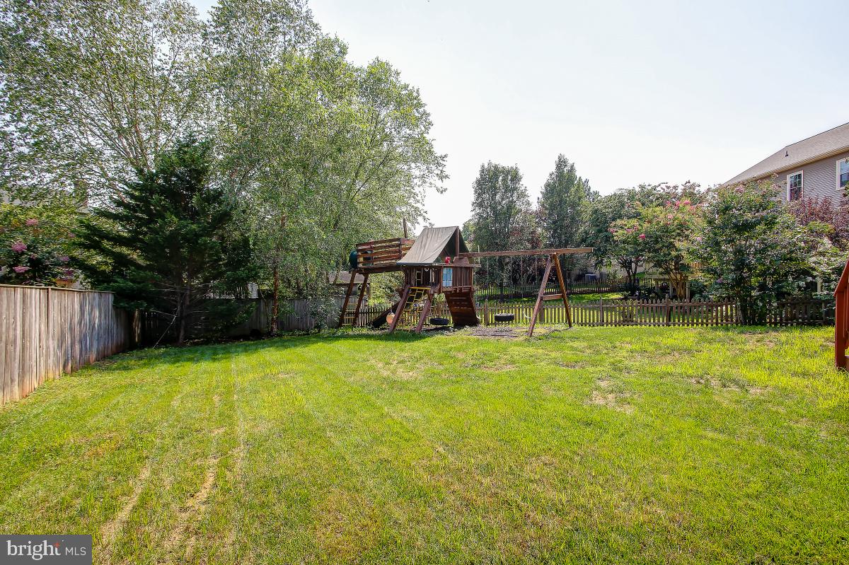 8167 Barnwood Road Manassas, VA 20110 - Photo 44 of 50 Plenty of Room for Play