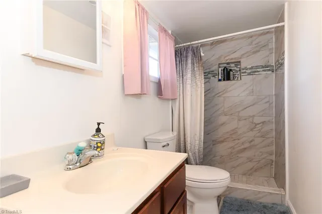 $259,000 | 2924 Monterey Street, Greensboro, NC 27406