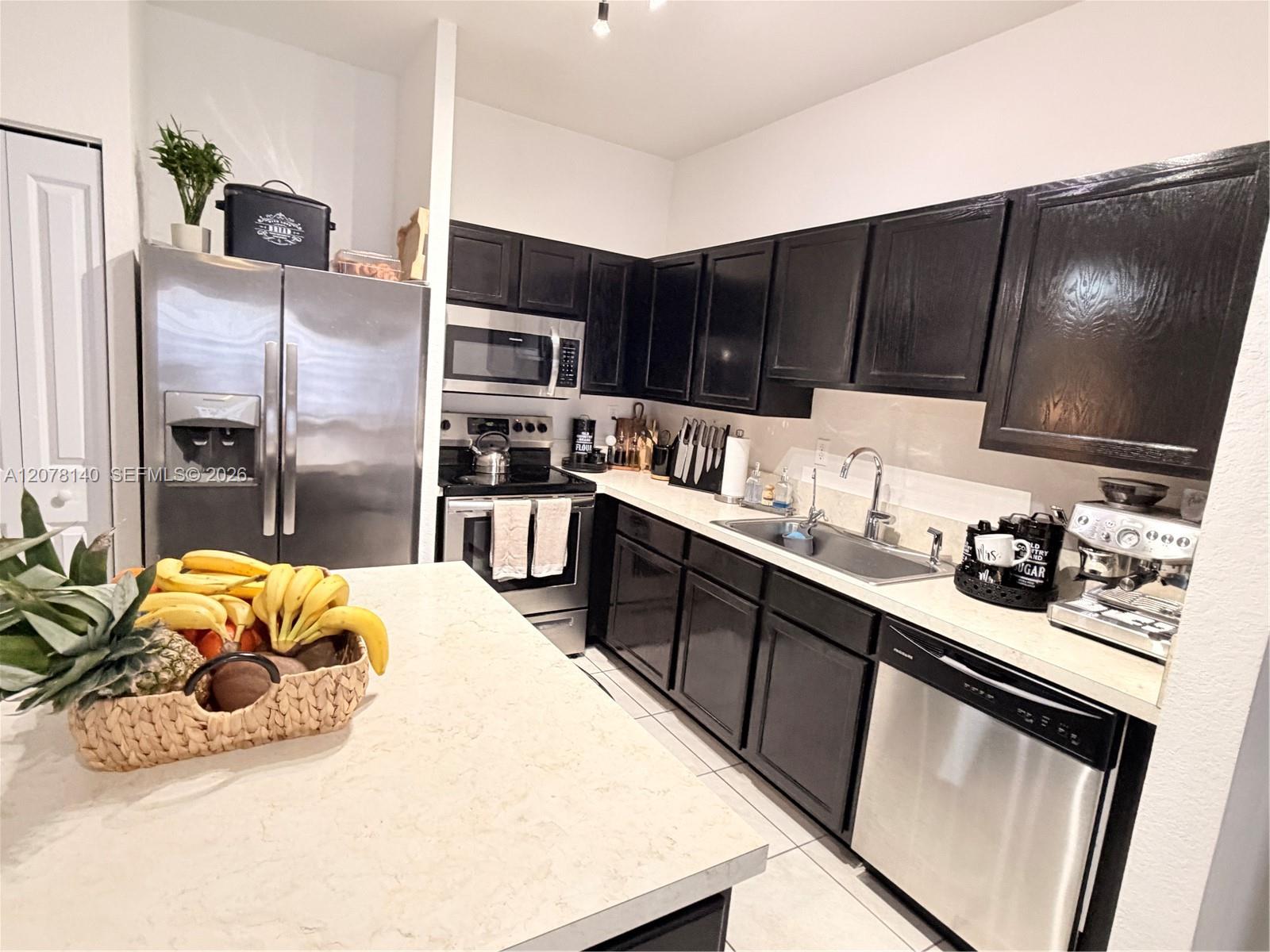 12130 Southwest 248th Terrace Homestead, FL 33032 - Photo 8 of 26 Gallery Image 8