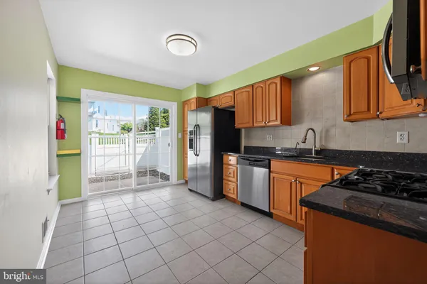 $2,950 | 210 Deer Run Court, Pennington, NJ 08534