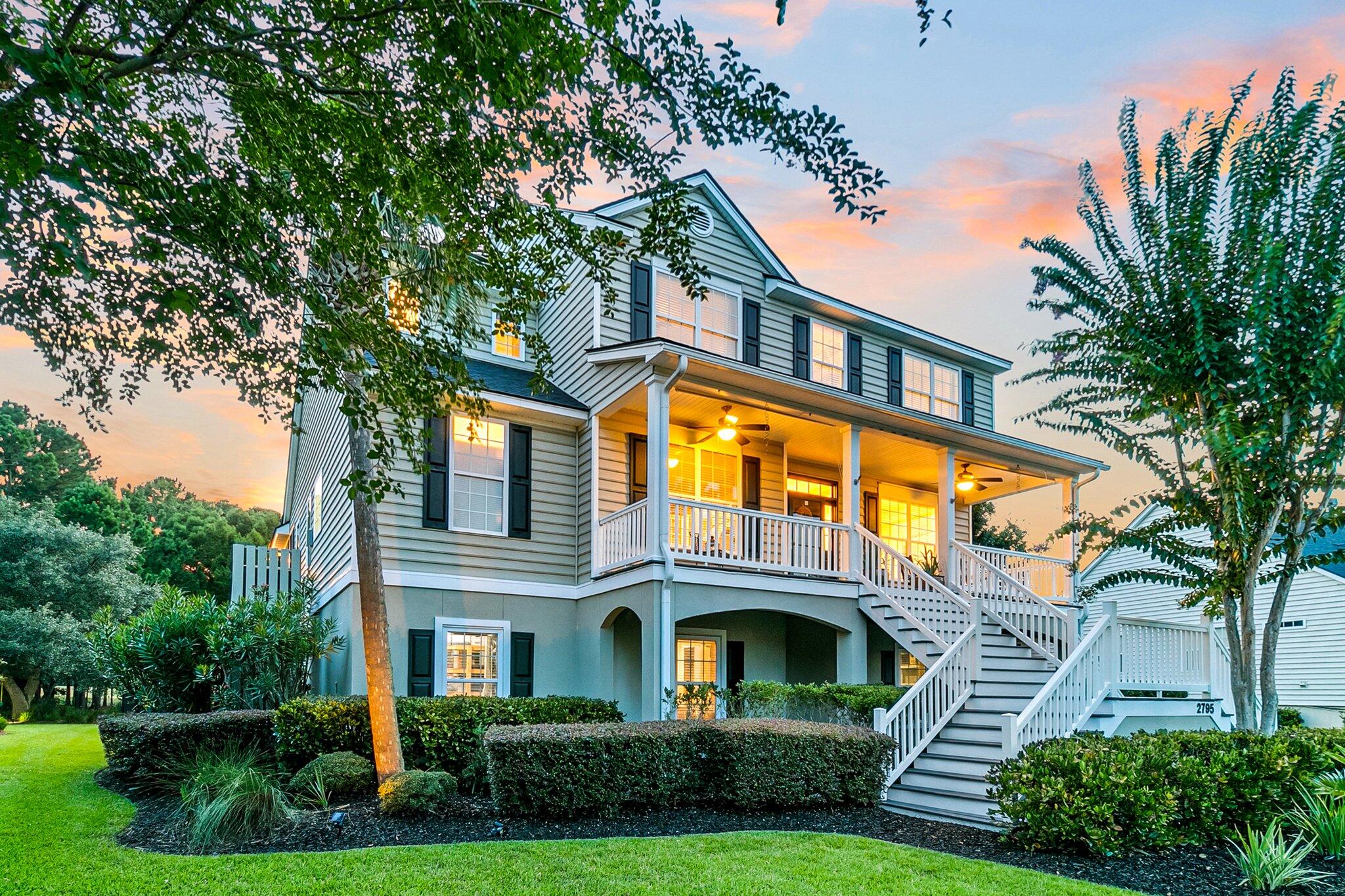2795 Olympia Fields Lane Mount Pleasant, SC 29466 - Photo 5 of 68 A Beautiful Home!