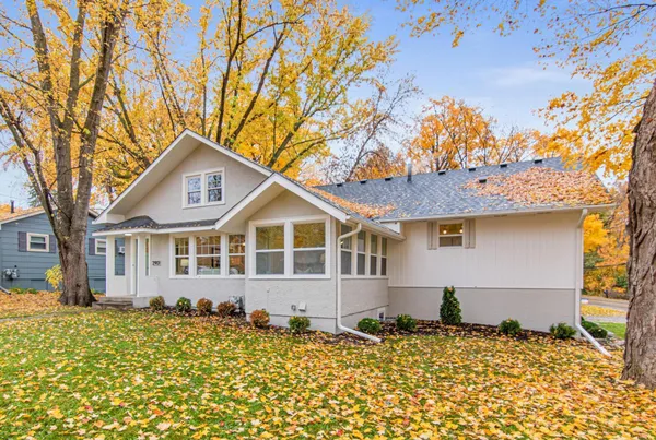 $550,000 | 2901 Hazelwood Lane, Mound, MN 55364