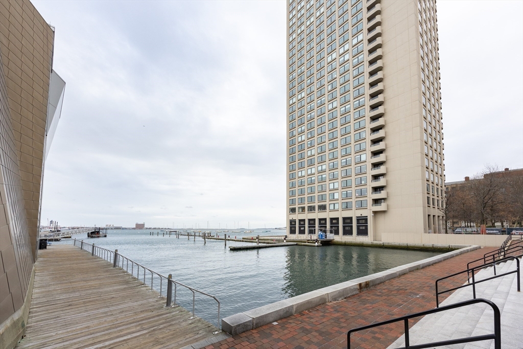85 East India Row, Unit 35E Boston, MA 02110 - Photo 5 of 10