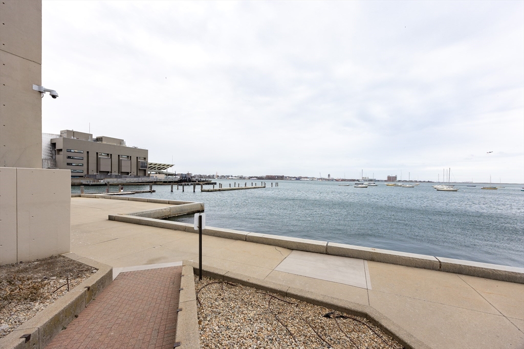 85 East India Row, Unit 35E Boston, MA 02110 - Photo 10 of 10