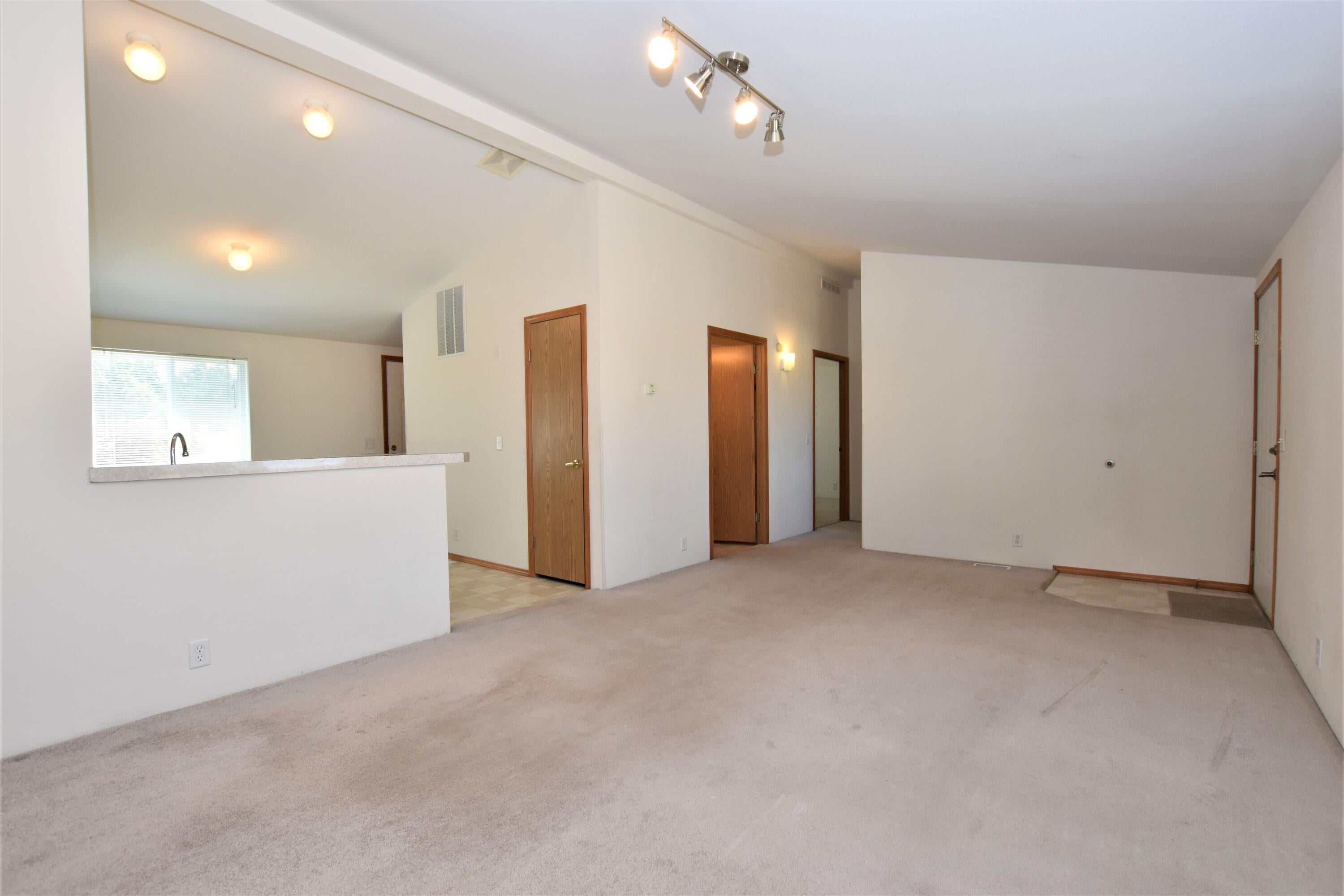 14061 Southeast Cayuse Road Prineville, OR 97754 - Photo 8 of 17 #9