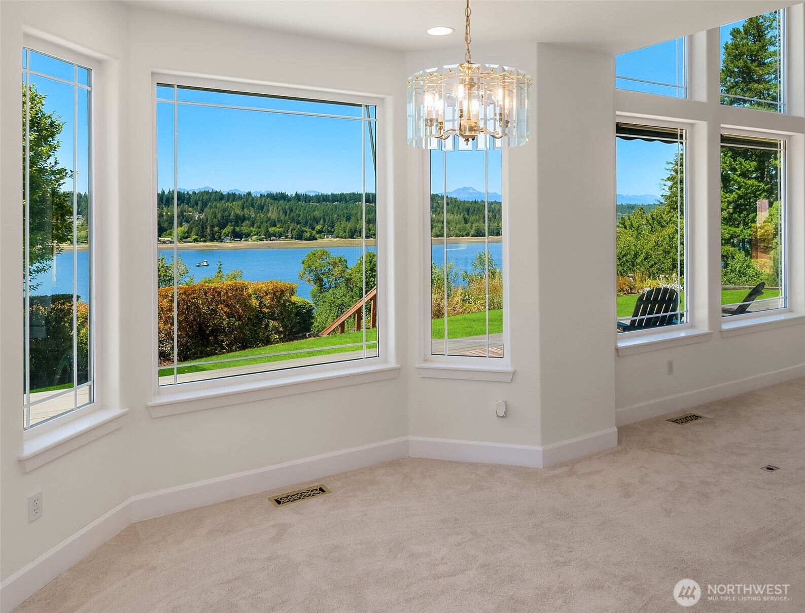 457 East Victor Road Belfair, WA 98528 - Photo 7 of 34 Gallery Image 7