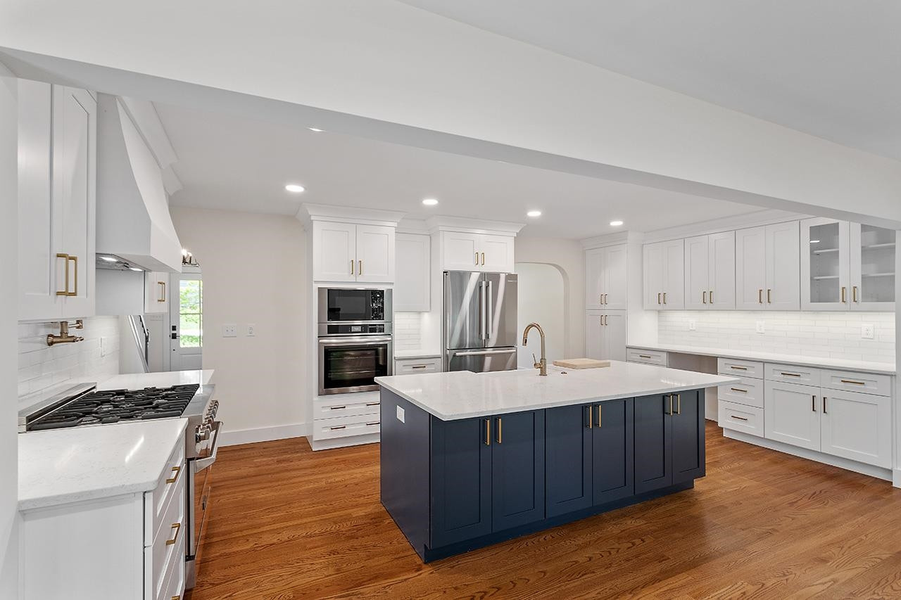 4805 Stonehill Drive Raleigh, NC 27609 - Photo 10 of 35 Photo 10