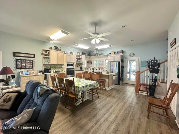 $740,000 | 6631 State Rte 568, Ferriday, LA 71334