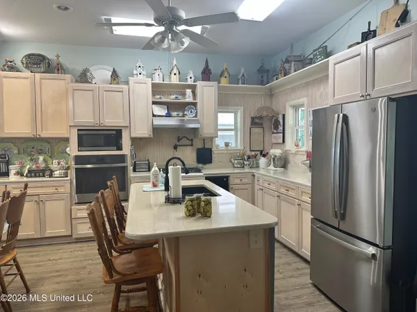 $740,000 | 6631 State Rte 568, Ferriday, LA 71334