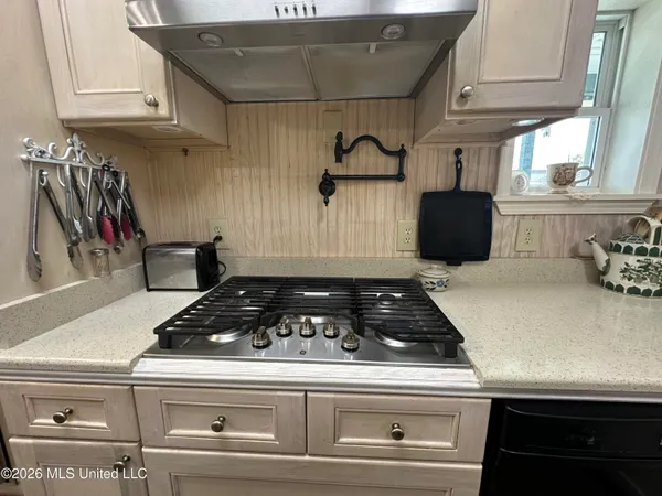 $740,000 | 6631 State Rte 568, Ferriday, LA 71334