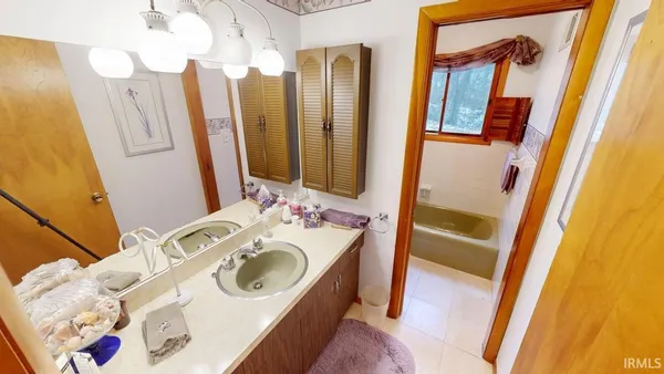 $1,199,990 | 11810 West 820 North, Monticello, IN 47960