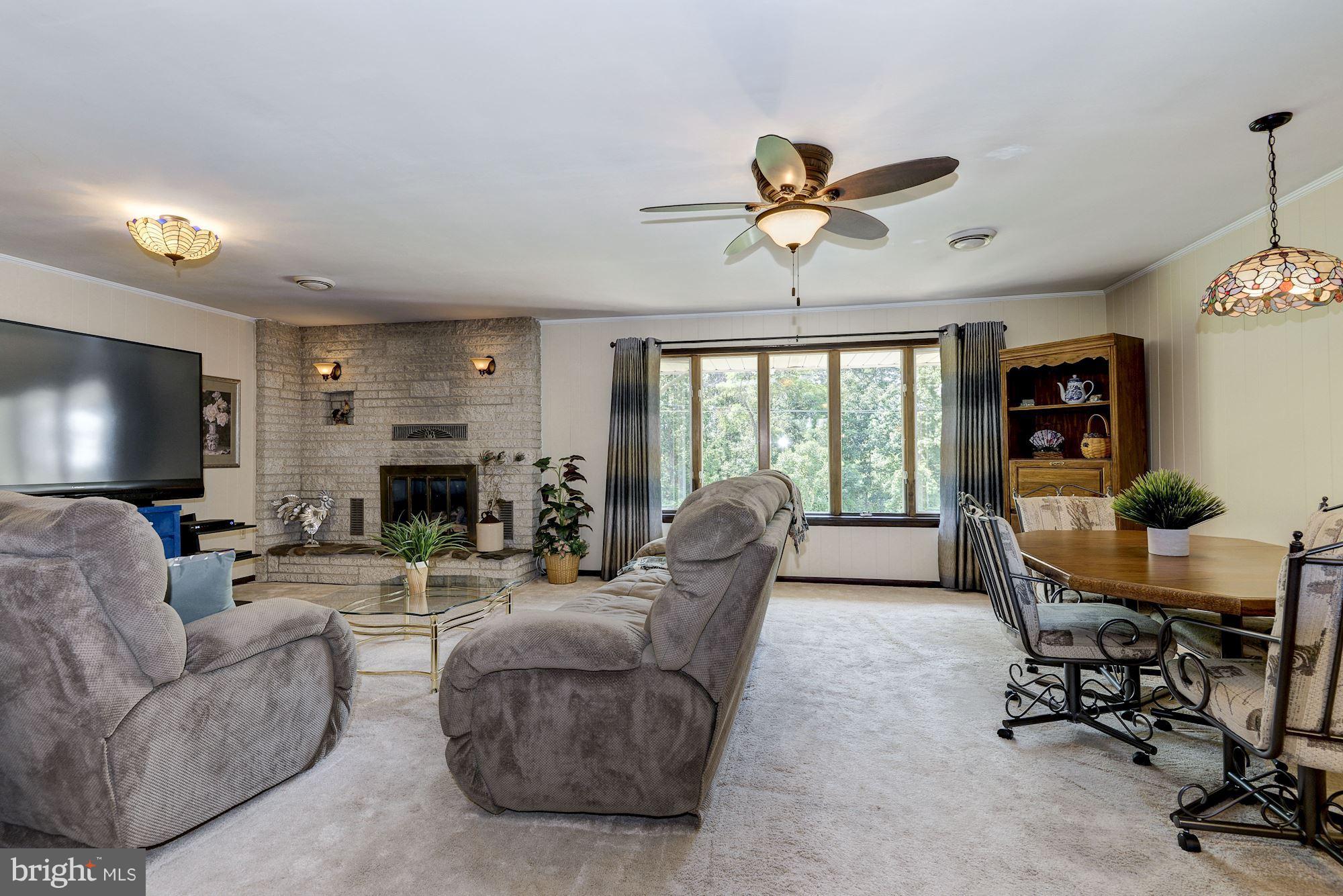 2055 Tyrone Road Westminster, MD 21158 - Photo 7 of 30 Family Room