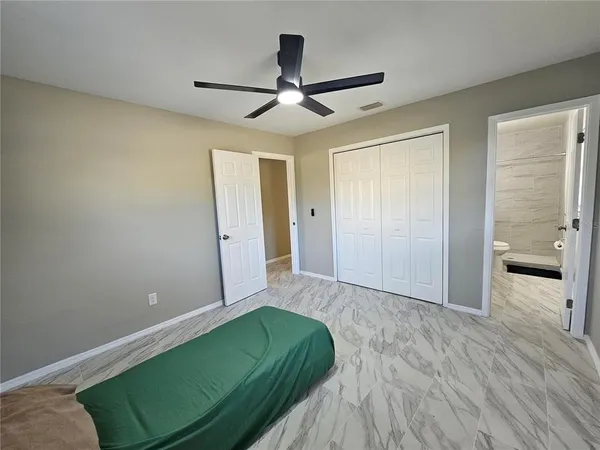 $2,200 | 1621 17th Street East, Bradenton, FL 34208