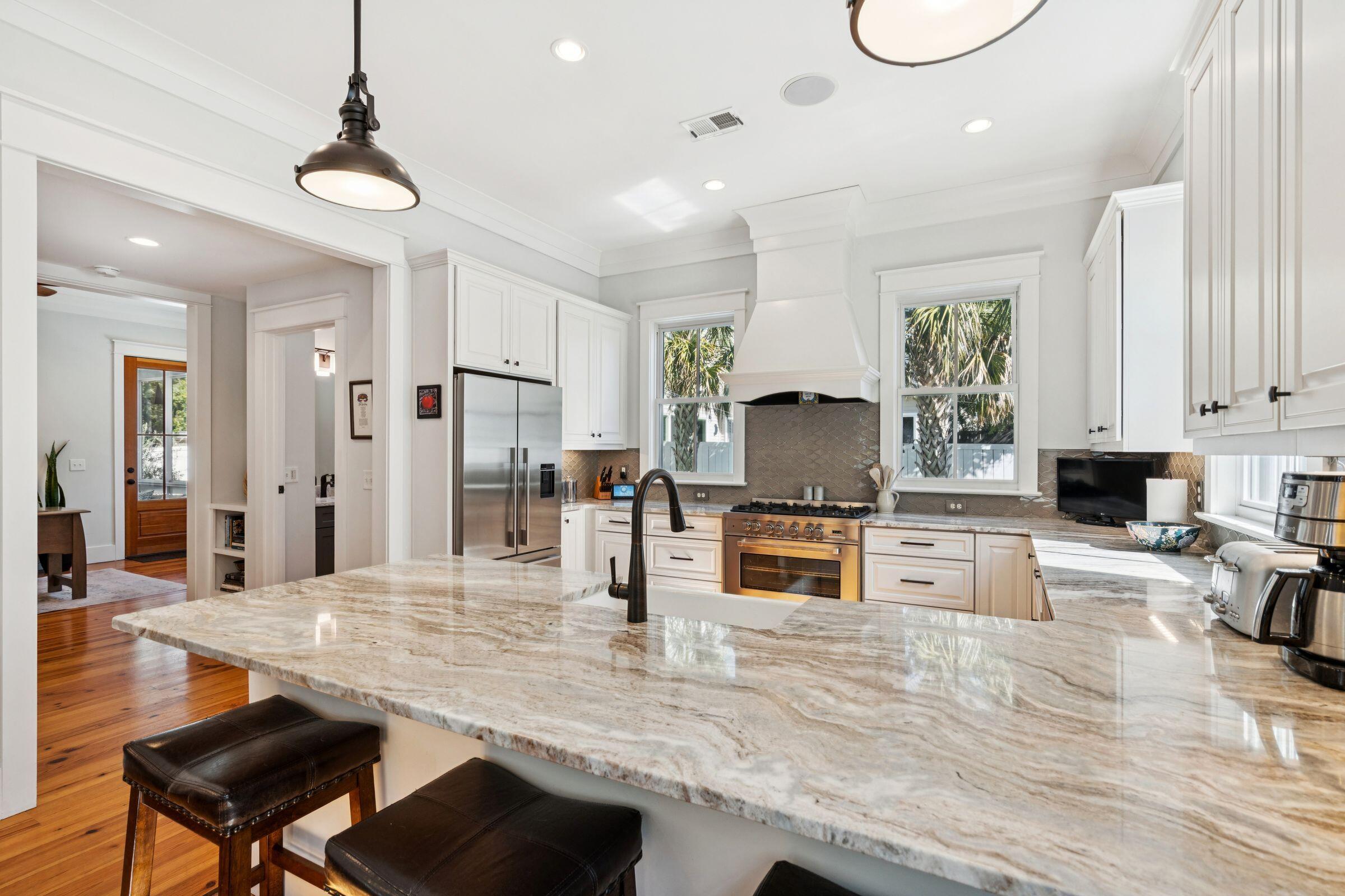 49 Rose Lane Mount Pleasant, SC 29464 - Photo 17 of 96 Kitchen